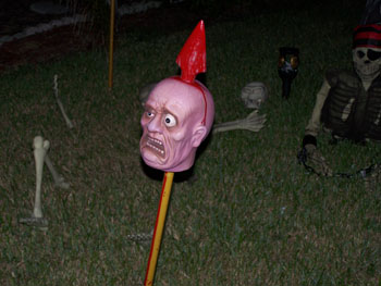 Head on stake